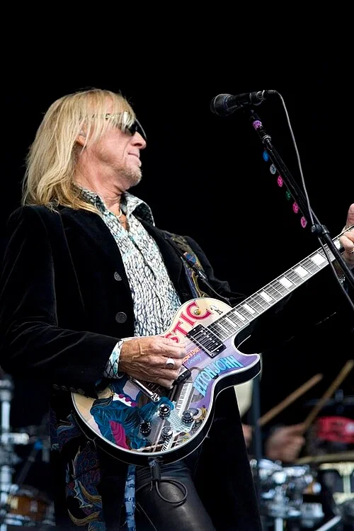 Davey Johnstone