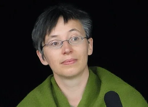 Manda Scott