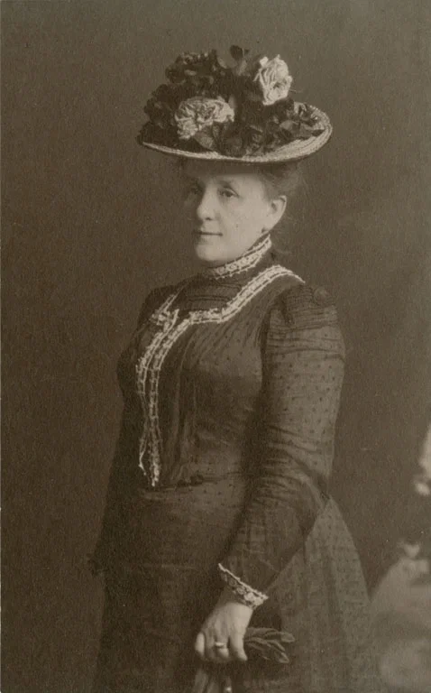 Mary Wright Plummer